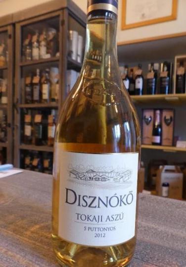 Tokaji Aszu 5 Puttonyos domaine Disznoko 2012 Vin de Hongrie .