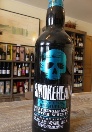 Whisky Smokehead ,tourbé Ecosse  Ian Macleod ,finition Téquila ,Islay single malt